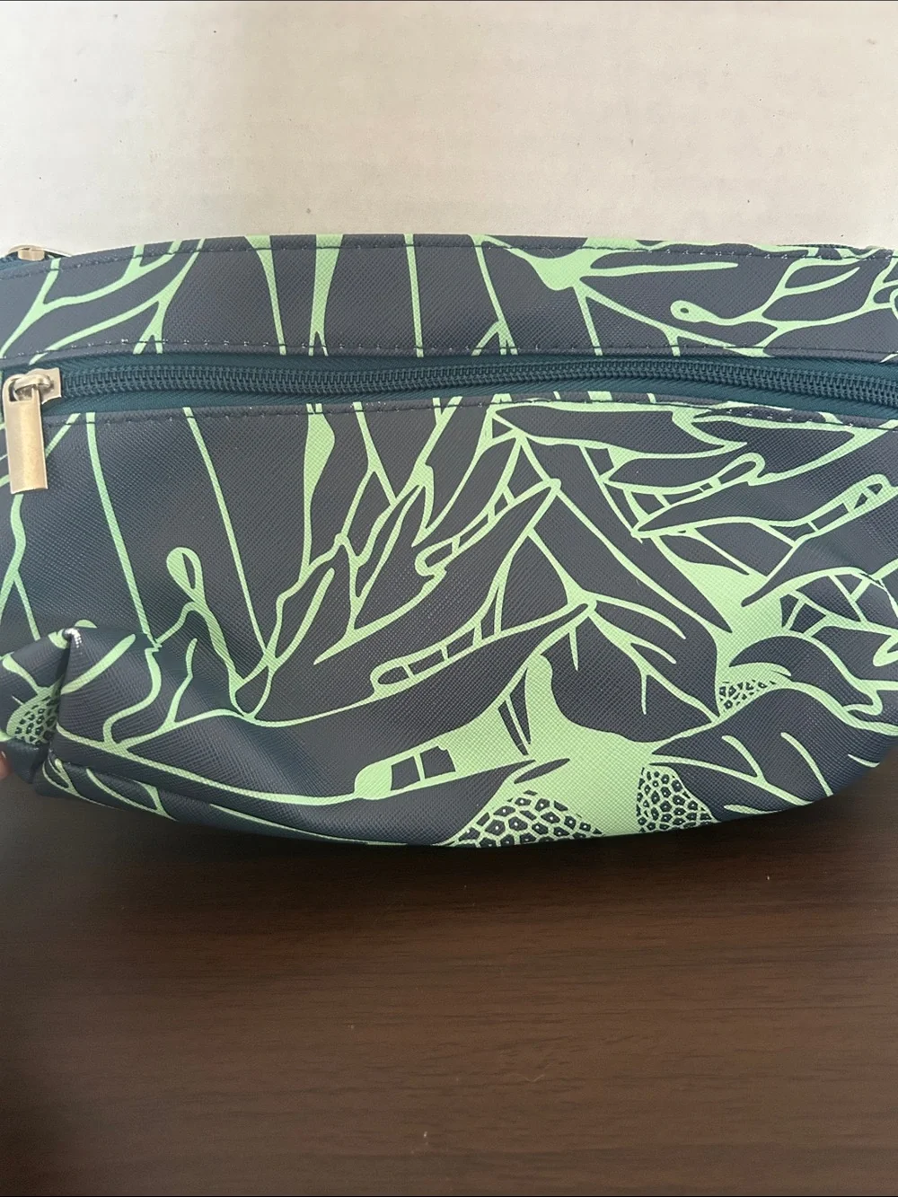 Manaola Kinolau Tropical  Zip Clutch with Strap